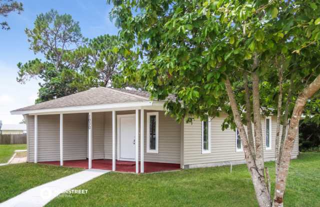 1030 Pope Street Northwest - 1030 Pope Street Northwest, Palm Bay, FL 32907