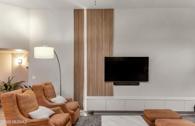 8335 N Lee Trevino Ci Drive