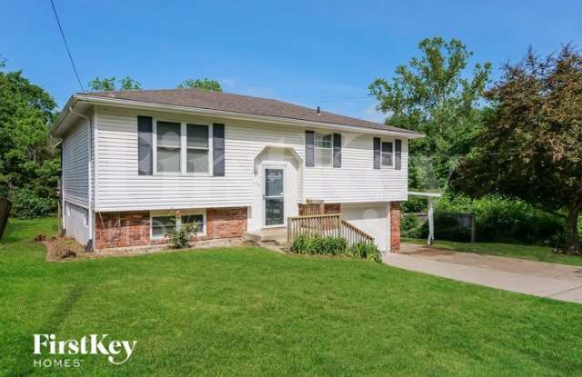 5340 North White Avenue