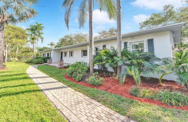 5850 SW 100th St - 5850 Southwest 100th Street, Pinecrest, FL 33156