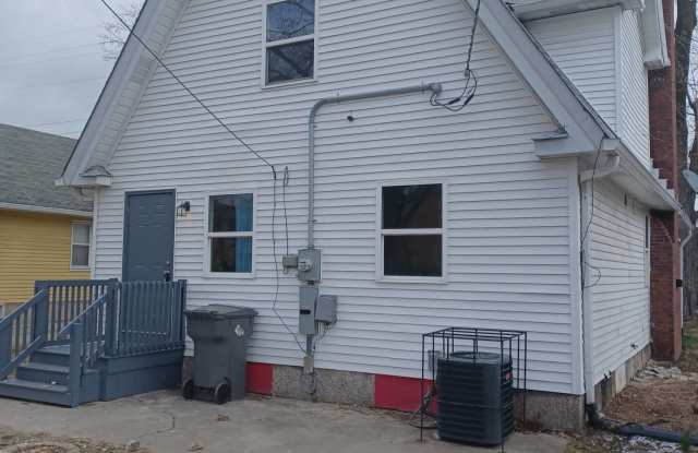 3128 North Keystone Avenue