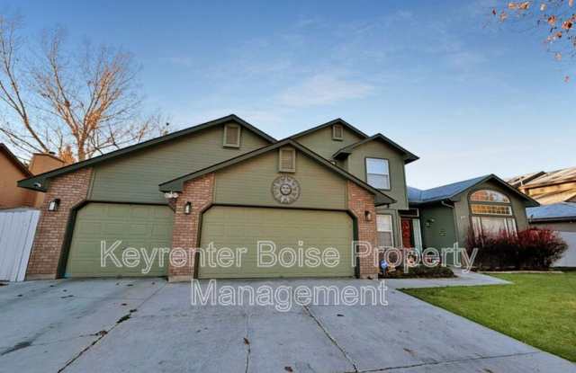 3477 S Riva Ridge Way