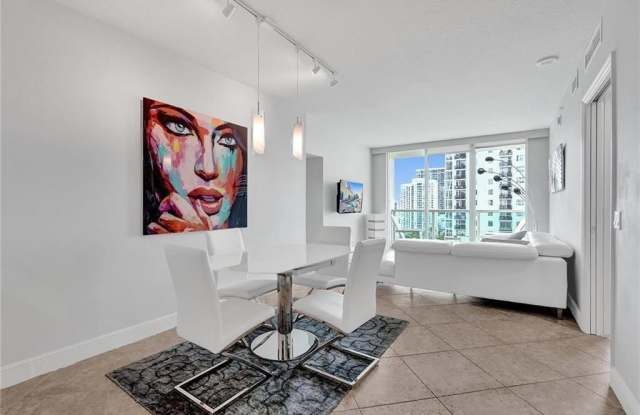 Photo of 350 SE 2nd St