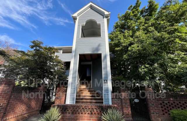 Photo of 300 E Park Avenue