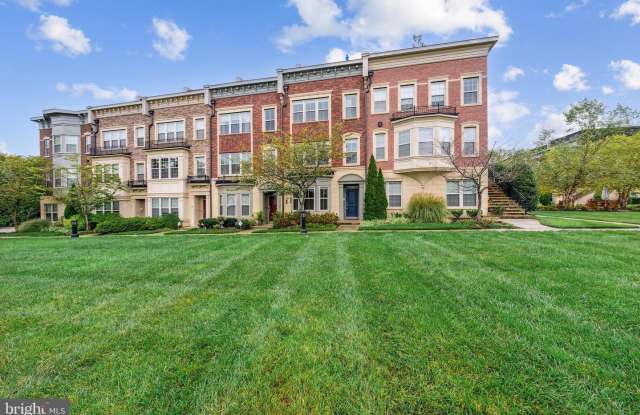 702 Topmast Drive - 1
