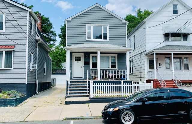 85 WEST 26TH ST