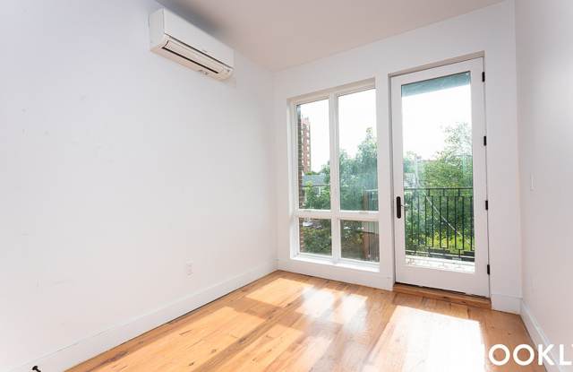 Photo of 1643 New York Ave