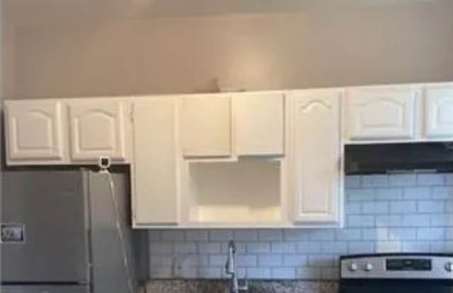 Photo of 3899 Clifton Avenue