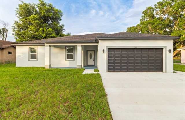 1449 KATHLEEN Road