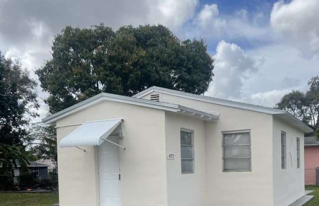 470 Northeast 162nd Street - 472