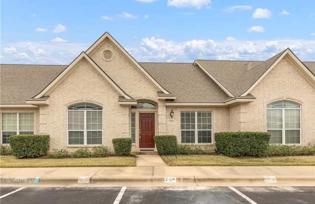 Photo of 204 Fraternity Row