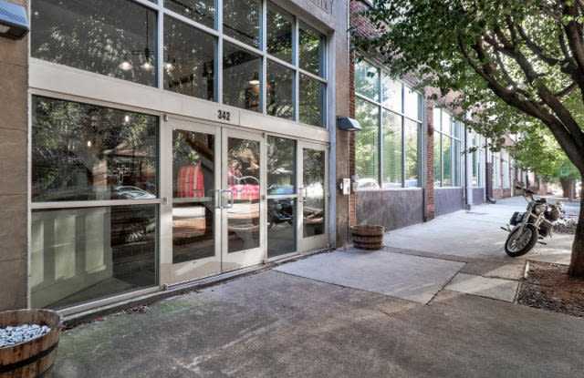 342 Nelson St SW Unit D21