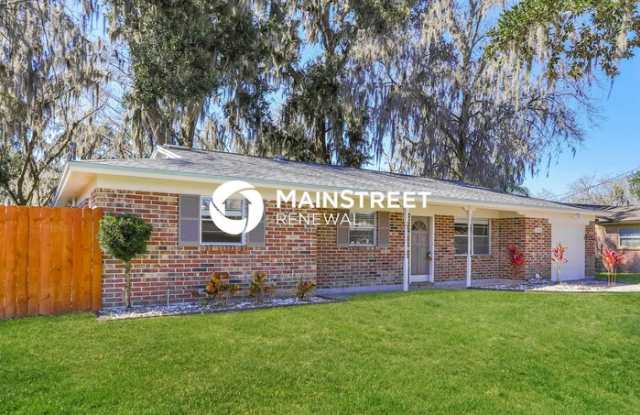 Photo of 1220 Arbor Circle