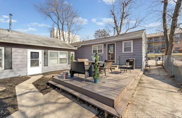 Newly Renovated Home - Steps Away from KU Med