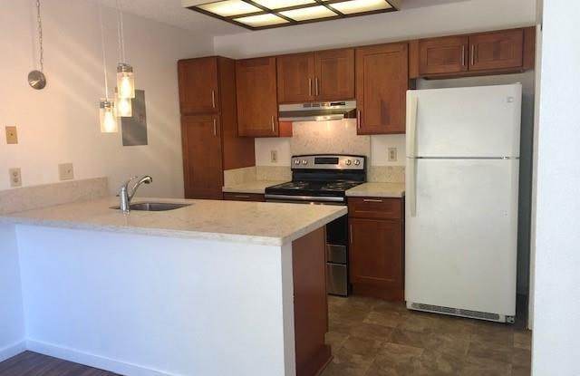 94-1039 Kaukahi Place