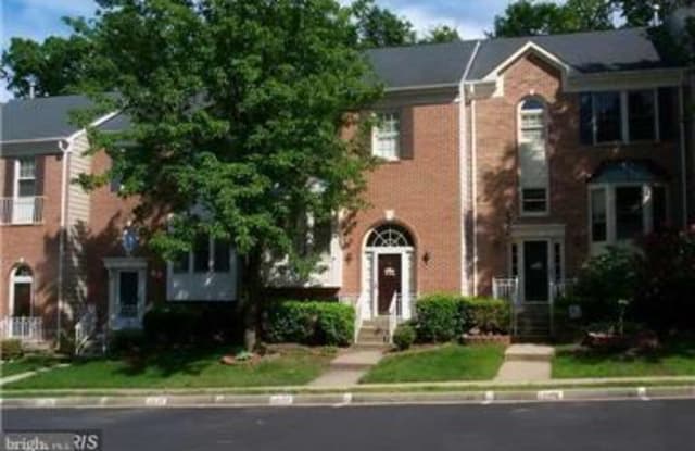 12177 ABBEY GLEN COURT - 12177 Abbey Glen Court, Lake Ridge, VA 22192