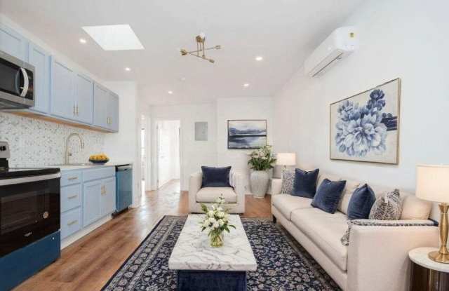 1179 DEAN Street unit: 3