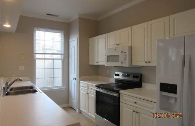 1538 Stillwood Street