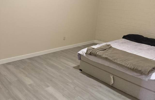 112 W DR MARTIN LUTHER KING Street