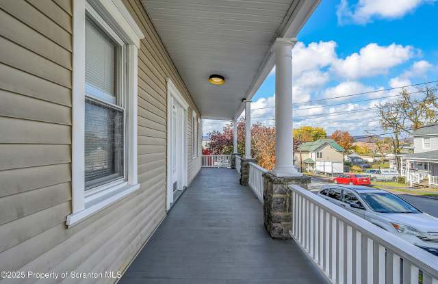 538 Birch Street unit: 3