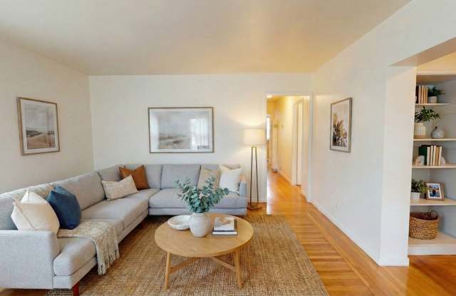 Charming North Oakland 2BD with Custom Finishes  Parking