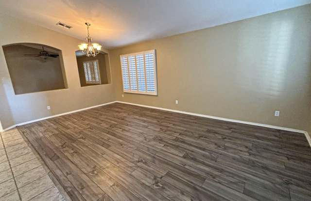 3946 E Remington Drive