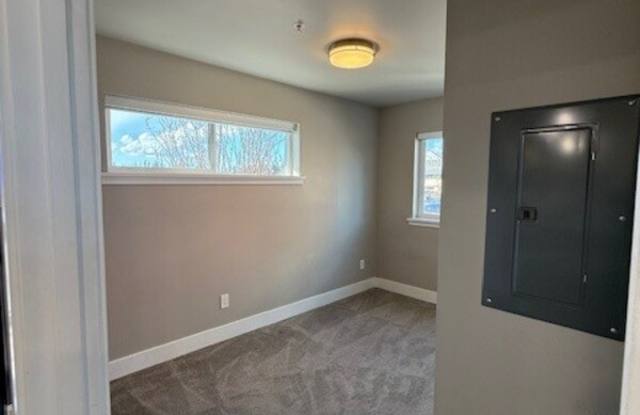 1880 Front Street - 206