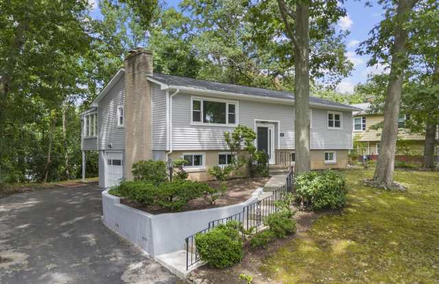 245 Homeside Avenue