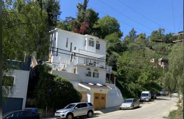 Photo of 613 Museum Dr