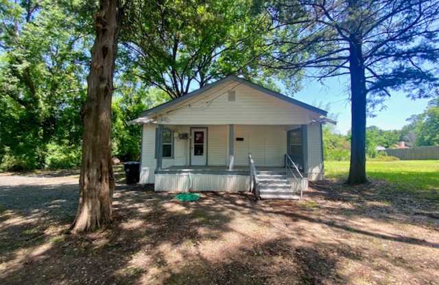 NOW AVALIBALE!!! 3 Bedroom 1 Bath Home in Shreveport, LA
