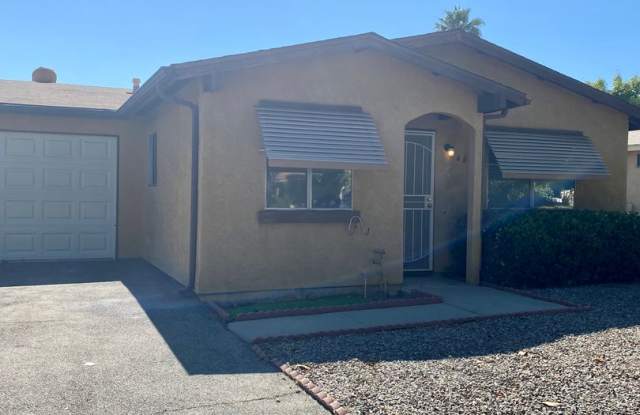 2 Bedroom 1 Bathroom Duplex Newly Remodeled in 55+ COMMUNITY