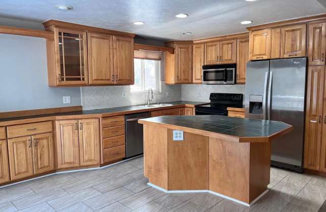 4722 South Xenia Street