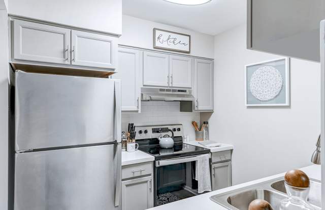 Photo of The Woods of Fairfax Apartments of Lorton