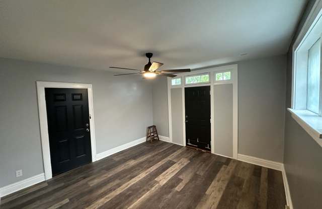 1058 Veronica Avenue