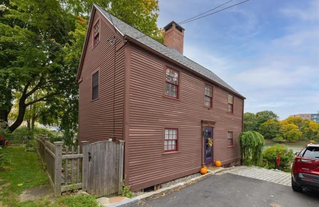 50 Whidden Street - 50 Whidden Street, Portsmouth, NH 03801