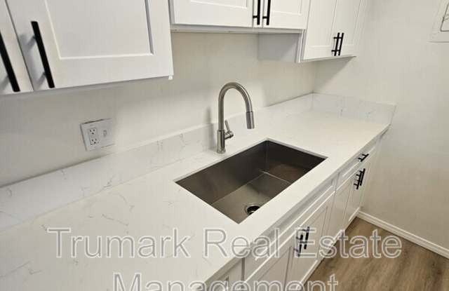 Photo of 337 Riverdale Dr