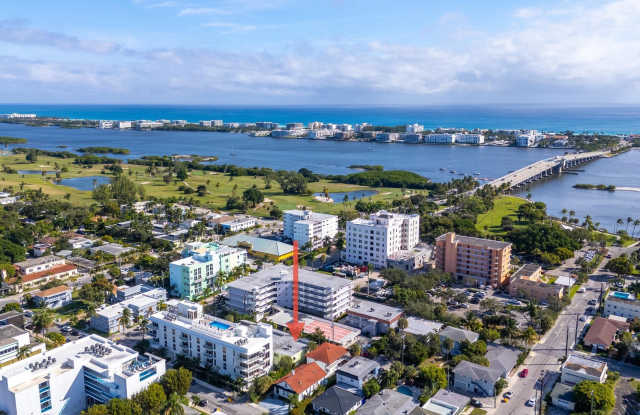 Photo of 111 Lake Avenue