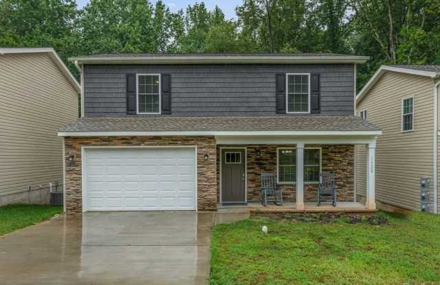 1328 26th Avenue Northeast