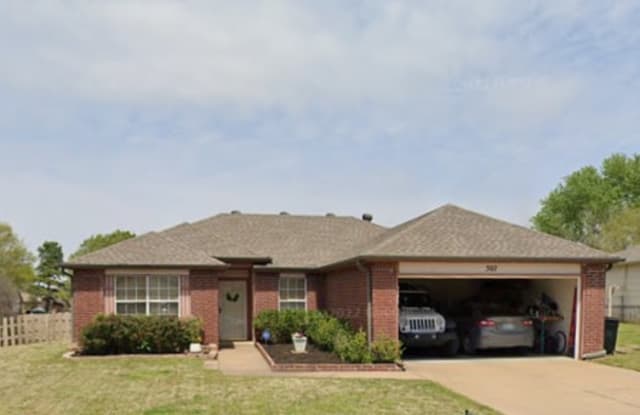 507 West Matthew - 507 West Matthew Street, Catoosa, OK 74015