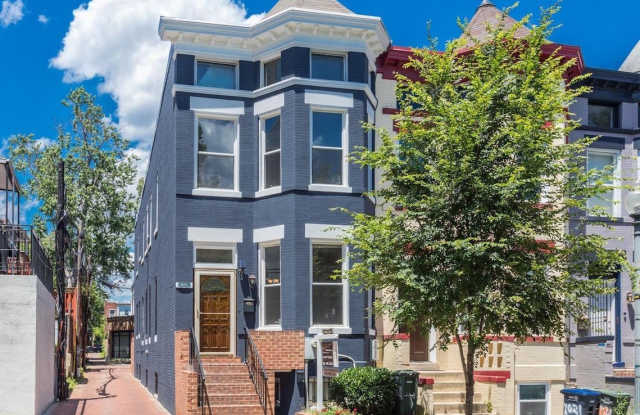 1023 Columbia Road Northwest