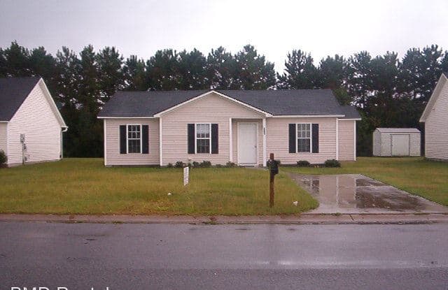 118 Sutton Dr. - 118 Sutton Drive, Elizabeth City, NC 27909