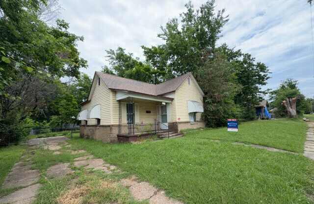 108 E Martin Luther King St