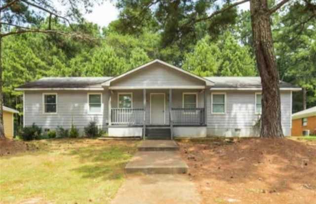 66 Ezzard Street - 66 Ezzard Street, Lawrenceville, GA 30046