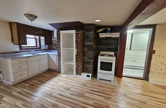 Photo of 54 Fox Street unit: 1