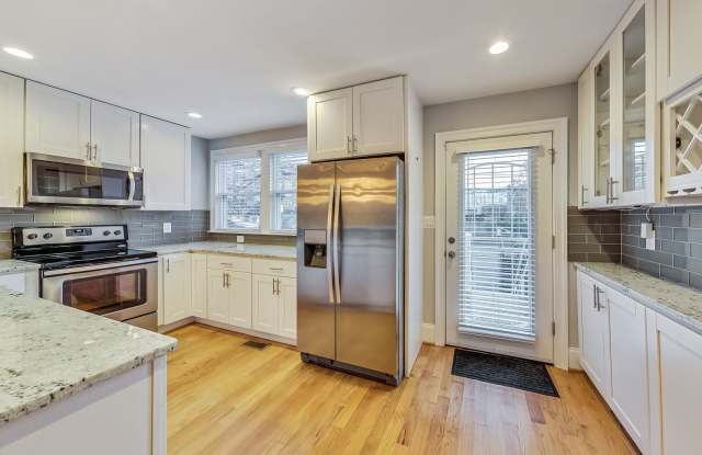 Beautiful TH - 4 bedroom + 3.5 BA - 7 mo - 24 months