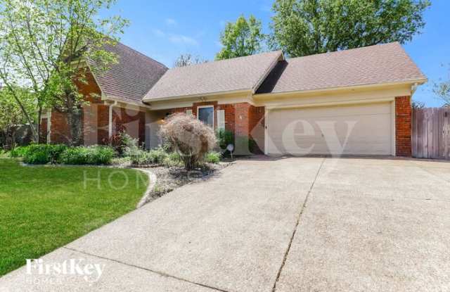 3707 Oak Forest Drive