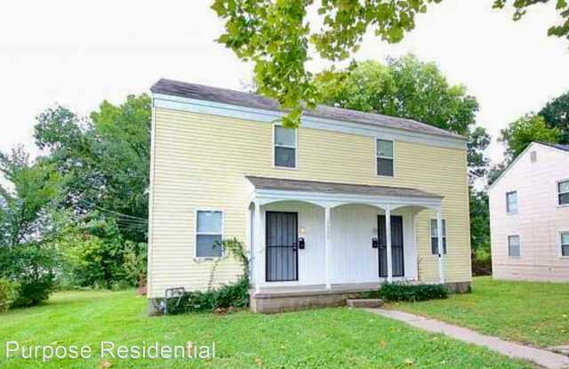 9525 Harrison St - 9525 Harrison Street, Kansas City, MO 64131