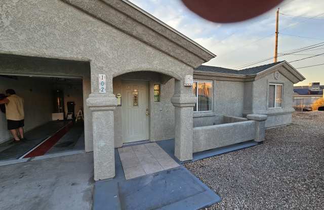 3035 N Kiowa Blvd