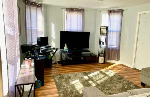 72 Gage St 2