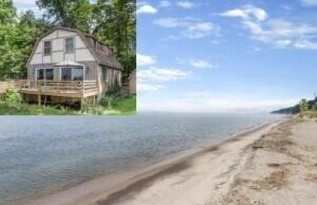 Photo of 4805 Rosabelle Beach Avenue